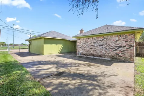 3002 Village Lane Deer Park TX 77536