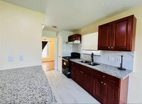 7303 Shiner Lane Houston TX 77072