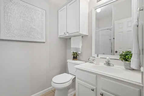 6607 Lake Woodlands Drive 633 The Woodlands TX 77382
