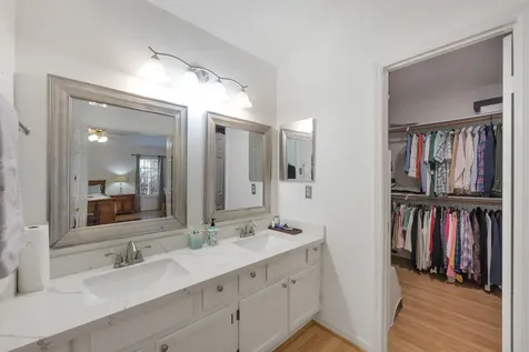 30 Eagle Rock Place The Woodlands TX 77381