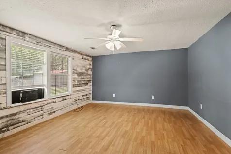432 County Road 4284 Dayton TX 77535