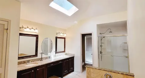 12710 Meadway Court Houston TX 77082
