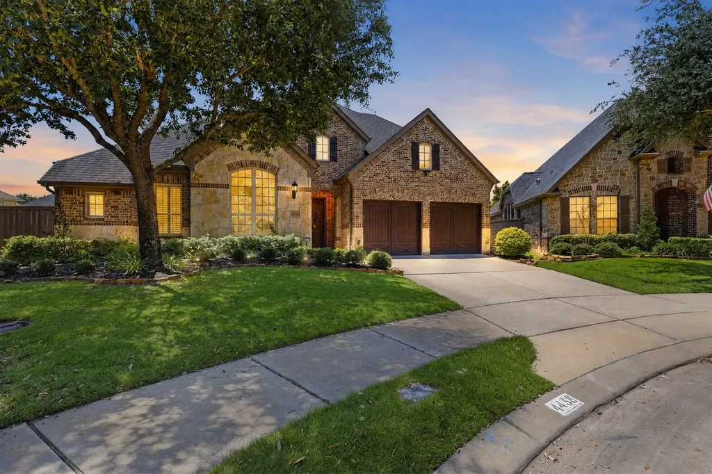 4438 Red Oak Grove Court Katy TX 77494