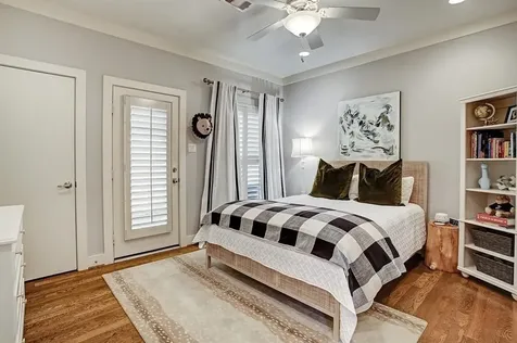 246 Detering Street Houston TX 77007