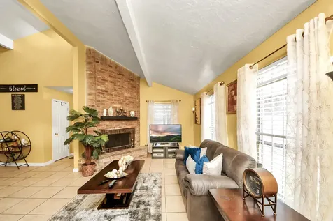 4155 Amir Street Houston TX 77072