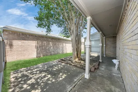 4155 Amir Street Houston TX 77072