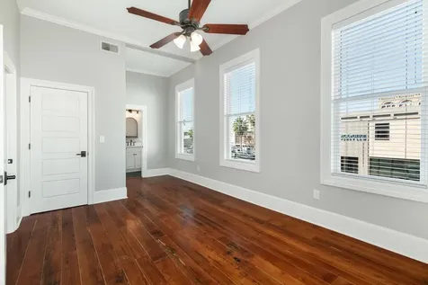 405 24th Street Street 202 Galveston TX 77550