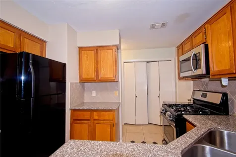 2711 Grants Lake Boulevard 152 Sugar Land TX 77479