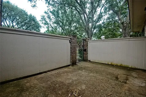 2711 Grants Lake Boulevard 152 Sugar Land TX 77479
