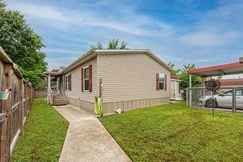 14273 Shadow Bay Drive Willis TX 77318