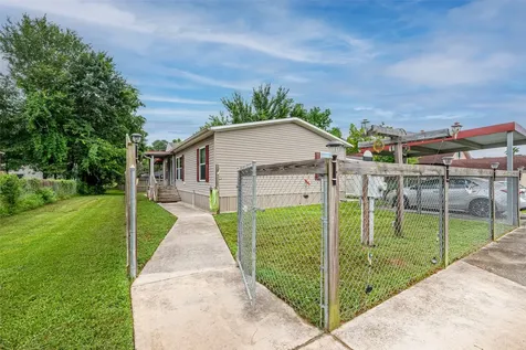 14273 Shadow Bay Drive Willis TX 77318