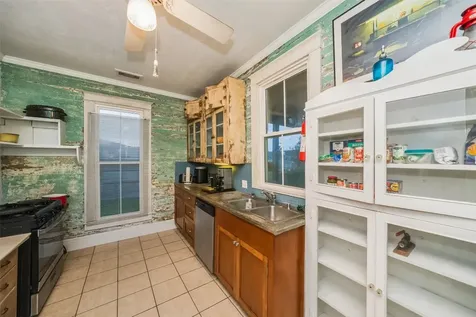 695 Wightman Street Matagorda TX 77457