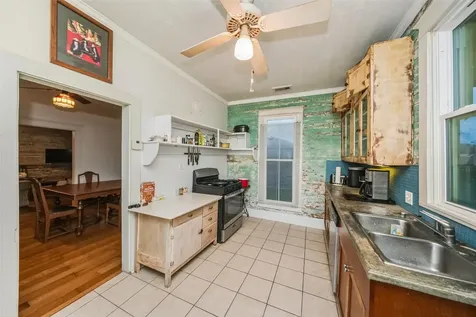 695 Wightman Street Matagorda TX 77457