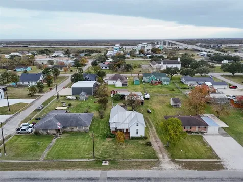 695 Wightman Street Matagorda TX 77457
