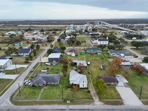695 Wightman Street Matagorda TX 77457