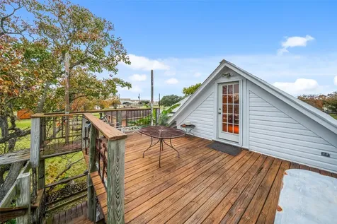 695 Wightman Street Matagorda TX 77457