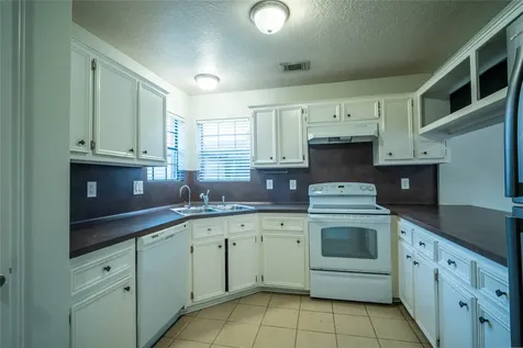 512 Birdsong Drive League City TX 77573