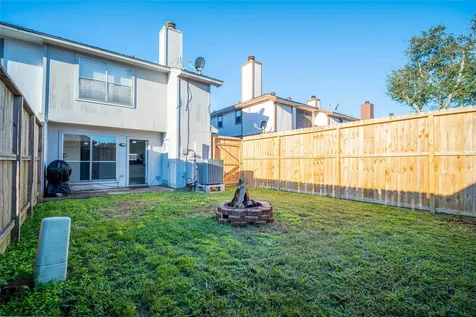512 Birdsong Drive League City TX 77573