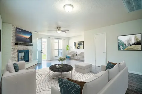 512 Birdsong Drive League City TX 77573