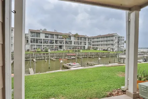 114 Yacht Club Lane 114 El Lago TX 77586