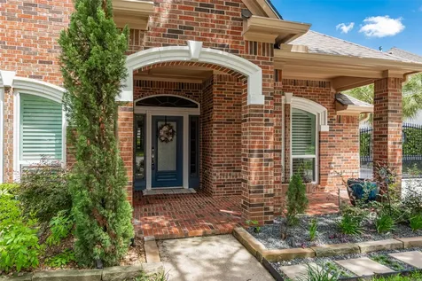 1013 Azalea Pointe League City TX 77573