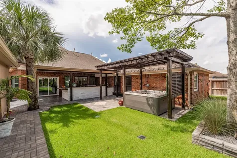 1013 Azalea Pointe League City TX 77573