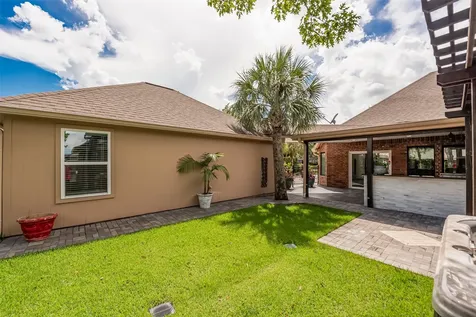 1013 Azalea Pointe League City TX 77573