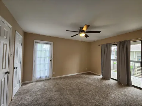 17401 Red Oak Drive 100 Houston TX 77090