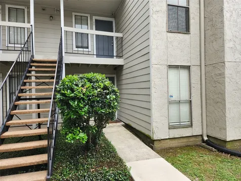 17401 Red Oak Drive 100 Houston TX 77090