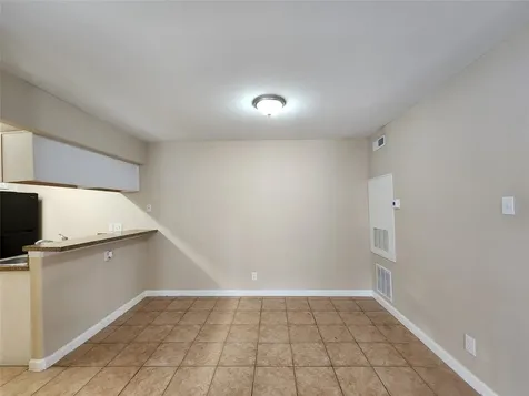 17401 Red Oak Drive 100 Houston TX 77090