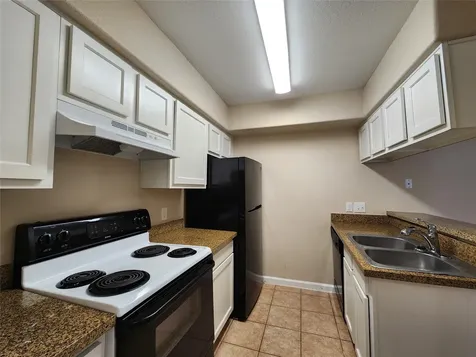17401 Red Oak Drive 100 Houston TX 77090