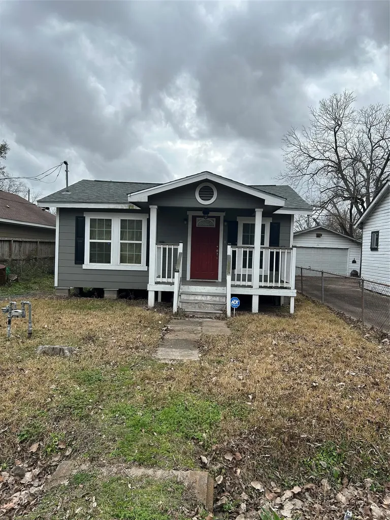 8018 Chateau Street Houston TX 77028