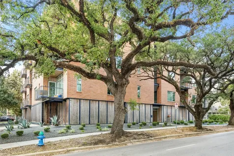 2410 Waugh Drive 3a Houston TX 77006