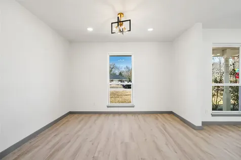 6646 Bayou View Drive Houston TX 77091