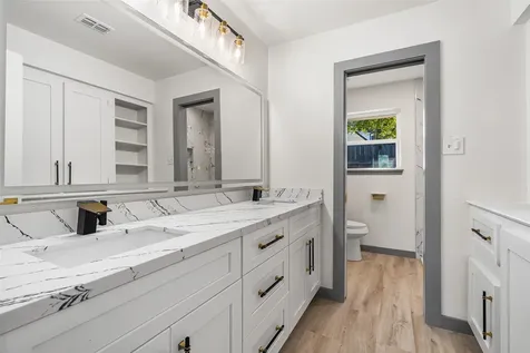6646 Bayou View Drive Houston TX 77091