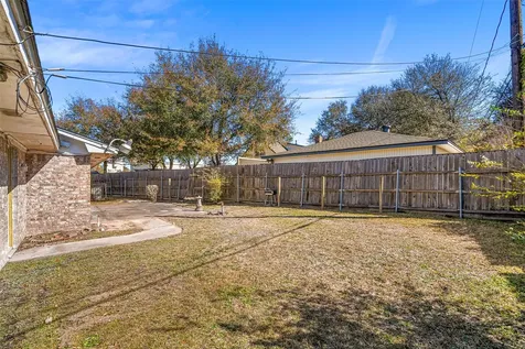 6646 Bayou View Drive Houston TX 77091