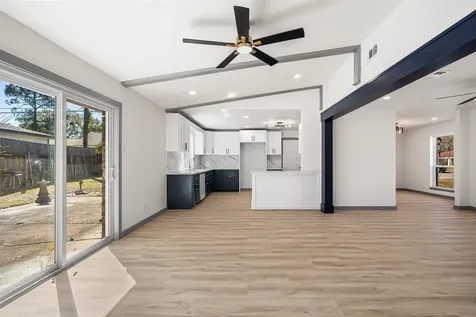 6646 Bayou View Drive Houston TX 77091