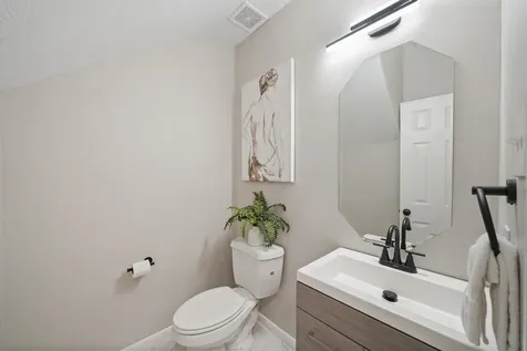 714 Coggins Point Way Sugar Land TX 77479