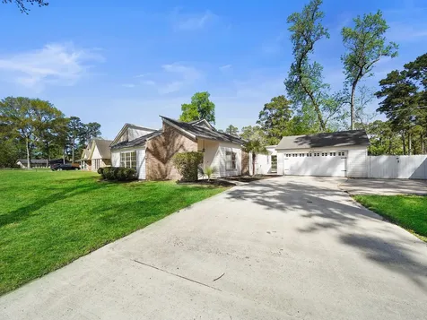 715 Saint Andrews Road Kingwood TX 77339