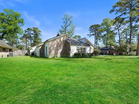 715 Saint Andrews Road Kingwood TX 77339
