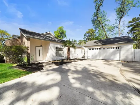 715 Saint Andrews Road Kingwood TX 77339