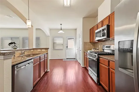 1708 Claremont Garden Circle Houston TX 77047