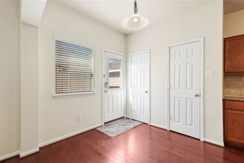 1708 Claremont Garden Circle Houston TX 77047