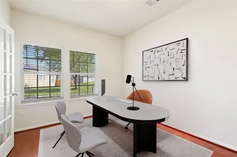 1708 Claremont Garden Circle Houston TX 77047