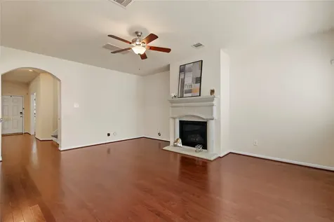 1708 Claremont Garden Circle Houston TX 77047