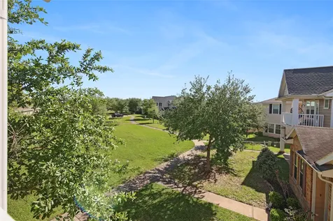 1708 Claremont Garden Circle Houston TX 77047