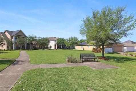 1708 Claremont Garden Circle Houston TX 77047