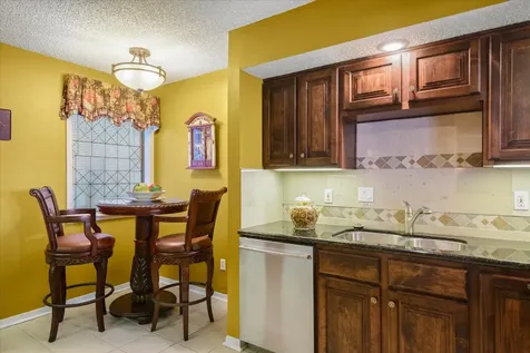18 Antilles Lane Nassau Bay TX 77058