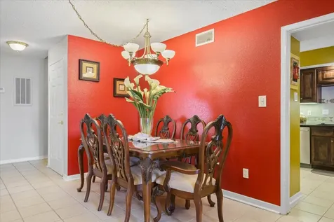 18 Antilles Lane Nassau Bay TX 77058