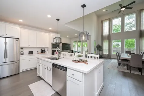 71 Perennial Canyon Drive Tomball TX 77375